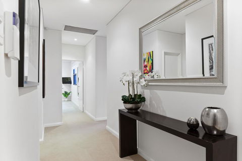 The Executive Penthouse - Accommodation Nelson Bay 18