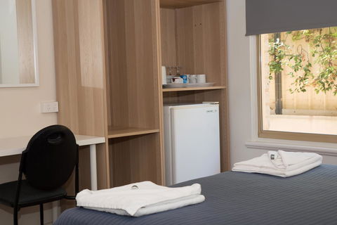Jurien Bay Hotel Motel - Accommodation Nelson Bay 2