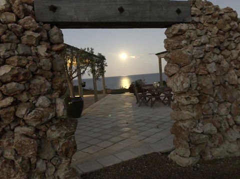 Bremer Bay B&B - Accommodation Nelson Bay 3