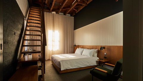 The Premier Mill Hotel - Accommodation Nelson Bay 3