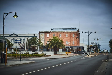 The Premier Mill Hotel - Accommodation Nelson Bay 14