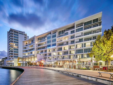 The Sebel Mandurah - Accommodation Nelson Bay 2