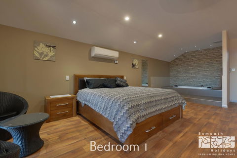 7 Kestrel Place - Accommodation Nelson Bay 9