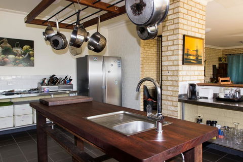 Baywatch Retreat Augusta - Accommodation Nelson Bay 4