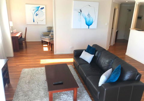 Perth West End Apartment 406 - Executive Escapes - Accommodation Nelson Bay 6