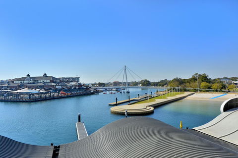 Dolphin Quay Apartments - Accommodation Nelson Bay 7