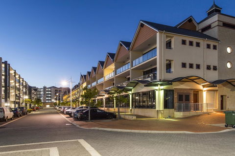 Dolphin Quay Apartments - Accommodation Nelson Bay 18