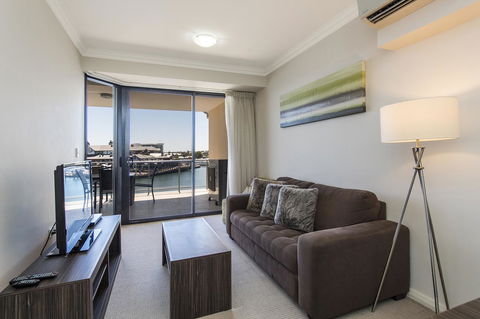 Dolphin Quay Apartments - Accommodation Nelson Bay 32