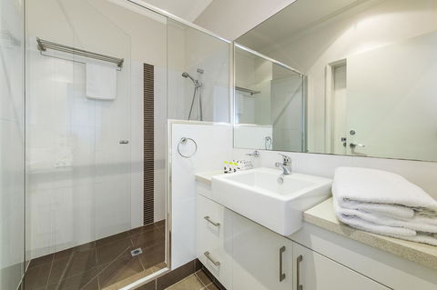 Dolphin Quay Apartments - Accommodation Nelson Bay 42