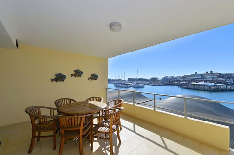 Dolphin Quay Apartments - Accommodation Nelson Bay 14
