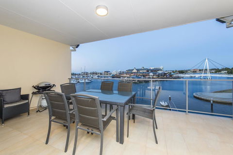 Dolphin Quay Apartments - Accommodation Nelson Bay 22