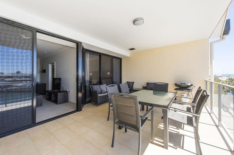 Dolphin Quay Apartments - Accommodation Nelson Bay 27