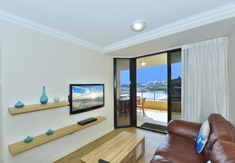 Dolphin Quay Apartments - Accommodation Nelson Bay 11