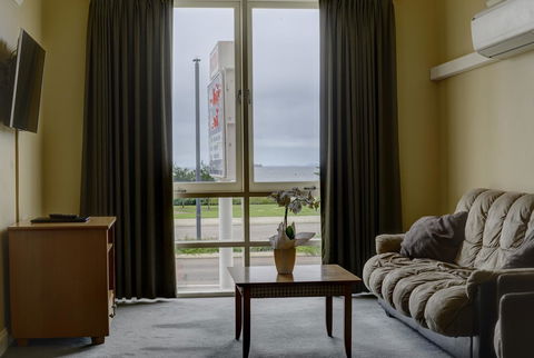The Jetty Resort - Accommodation Nelson Bay 17