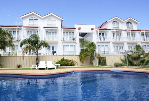 The Jetty Resort - Accommodation Nelson Bay 1