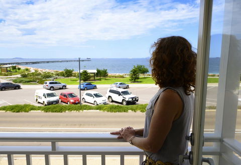 The Jetty Resort - Accommodation Nelson Bay 13