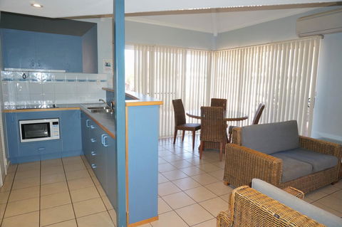 Osprey Holiday Village Unit 122 2 Bedroom - Accommodation Nelson Bay 5