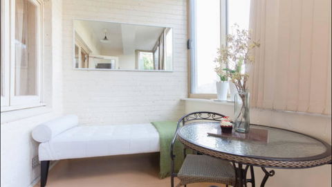 Broadway Apartments - Nelsons Bay Accommodation 22