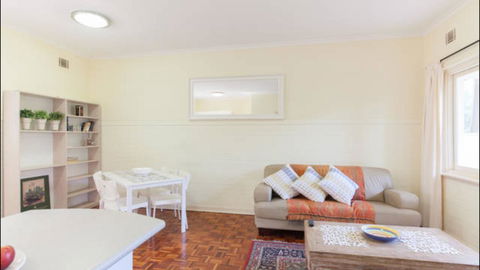 Broadway Apartments - Nelsons Bay Accommodation 13