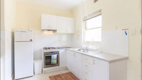 Broadway Apartments - Nelsons Bay Accommodation 20