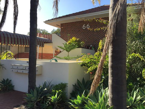 Broadway Apartments - Nelsons Bay Accommodation 34