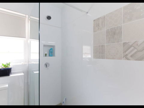 Broadway Apartments - Nelsons Bay Accommodation 37