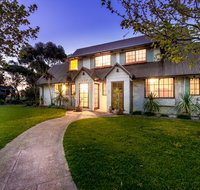 Sienna Estate Lodge And Winery - Nelson Bay Accommodation.com