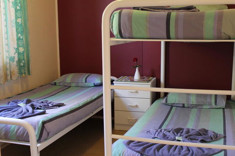 Jurien Beachfront Holiday Units - Accommodation Nelson Bay 14