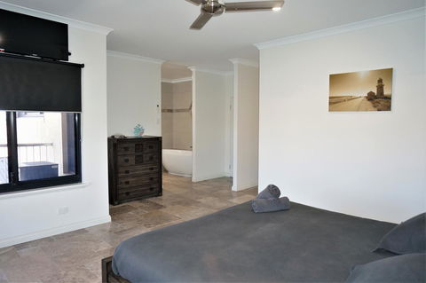 27 Corella Court - Nelsons Bay Accommodation 20