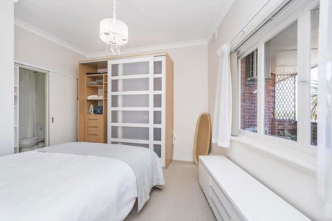 Light Bright, Quality River Views! Free Parking - Accommodation Nelson Bay 29