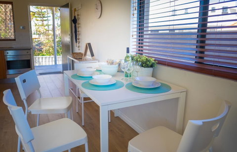 Cottesloe Beach On Napier - Accommodation Nelson Bay 6