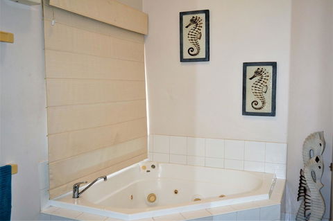 Osprey Holiday Village Unit 213 1 Bedroom - Accommodation Nelson Bay 6