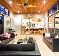 Arthouse - Nelsons Bay Accommodation