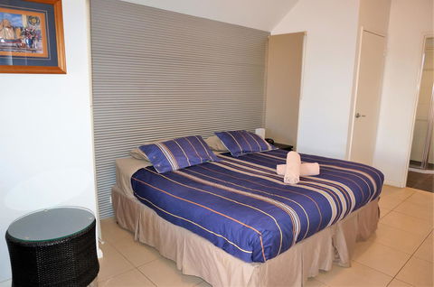 Osprey Holiday Village Unit 203 1 Bedroom - Accommodation Nelson Bay 3