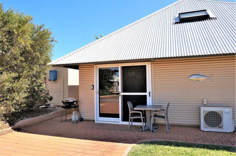 Osprey Holiday Village Unit 203 1 Bedroom - Accommodation Nelson Bay 1