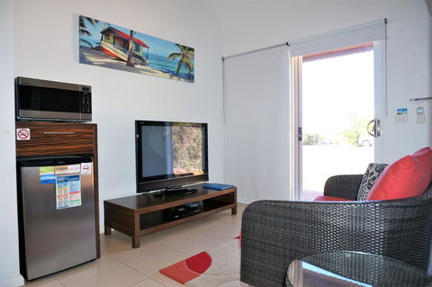 Osprey Holiday Village Unit 203 1 Bedroom - Accommodation Nelson Bay 7