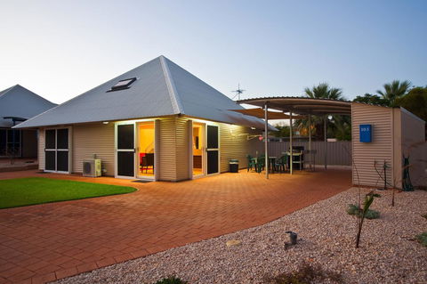 Osprey Holiday Village Unit 103 2 Bedroom - Accommodation Nelson Bay 10