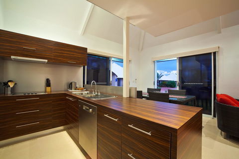 Osprey Holiday Village Unit 103 2 Bedroom - Accommodation Nelson Bay 5