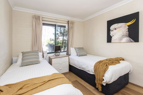 Subiaco Village - 34 - Nelsons Bay Accommodation 8
