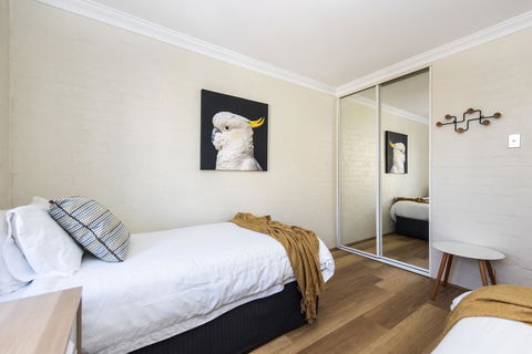 Subiaco Village - 34 - Nelsons Bay Accommodation 9