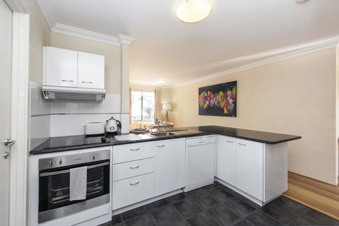 Subiaco Village - 34 - Nelsons Bay Accommodation 3