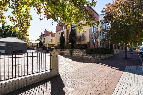 Subiaco Village - 34 - Nelsons Bay Accommodation 17