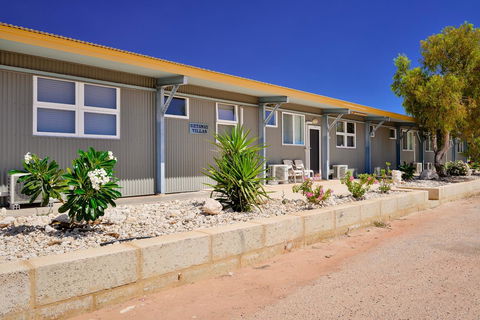 Getaway Villas Unit 389 - Accommodation Nelson Bay 2