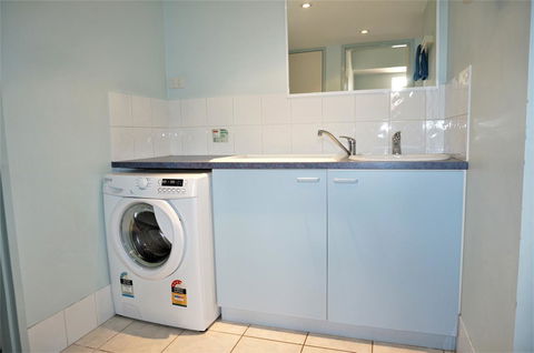 Osprey Holiday Village Unit 120 - Plenty Of Room For A Large Family - Nelsons Bay Accommodation 11