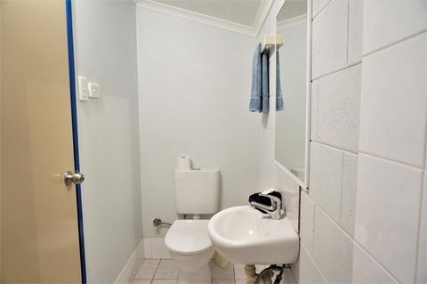 Osprey Holiday Village Unit 120 - Plenty Of Room For A Large Family - Nelsons Bay Accommodation 15
