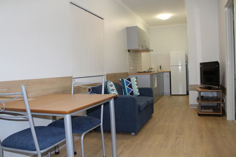 Mandurah Ocean Marina Chalets - Accommodation Nelson Bay 6