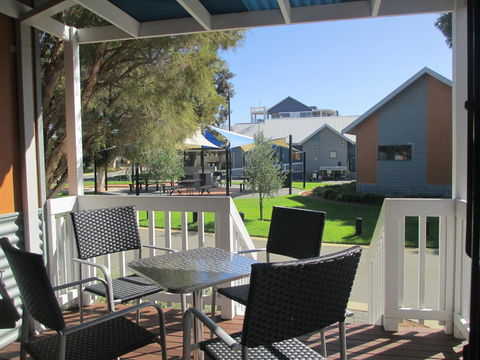 Mandurah Ocean Marina Chalets - Accommodation Nelson Bay 40