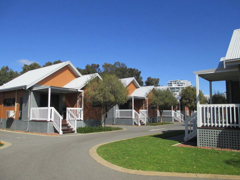 Mandurah Ocean Marina Chalets - Accommodation Nelson Bay 37
