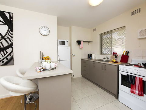 Style In Subiaco - Nelsons Bay Accommodation 4