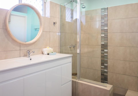 Cottesloe Sea Bliss Apartment - Accommodation Nelson Bay 6